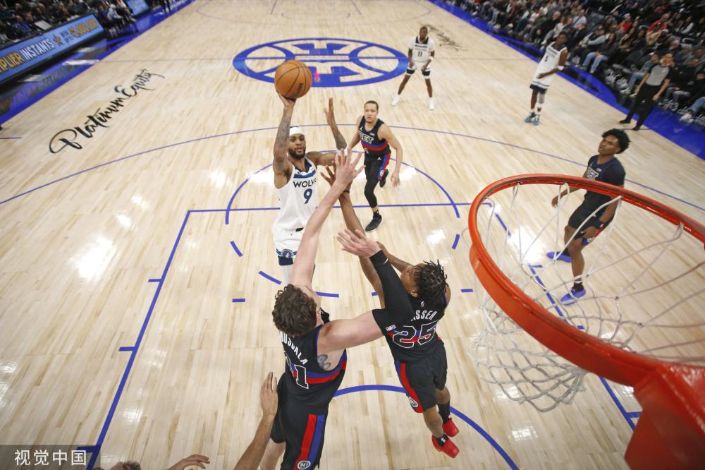 卡塔尔通过 卡塔尔通过