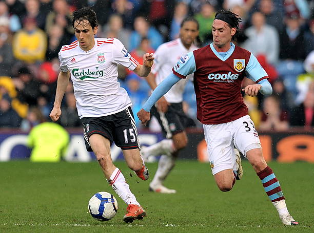 他们更多依 他们更多依