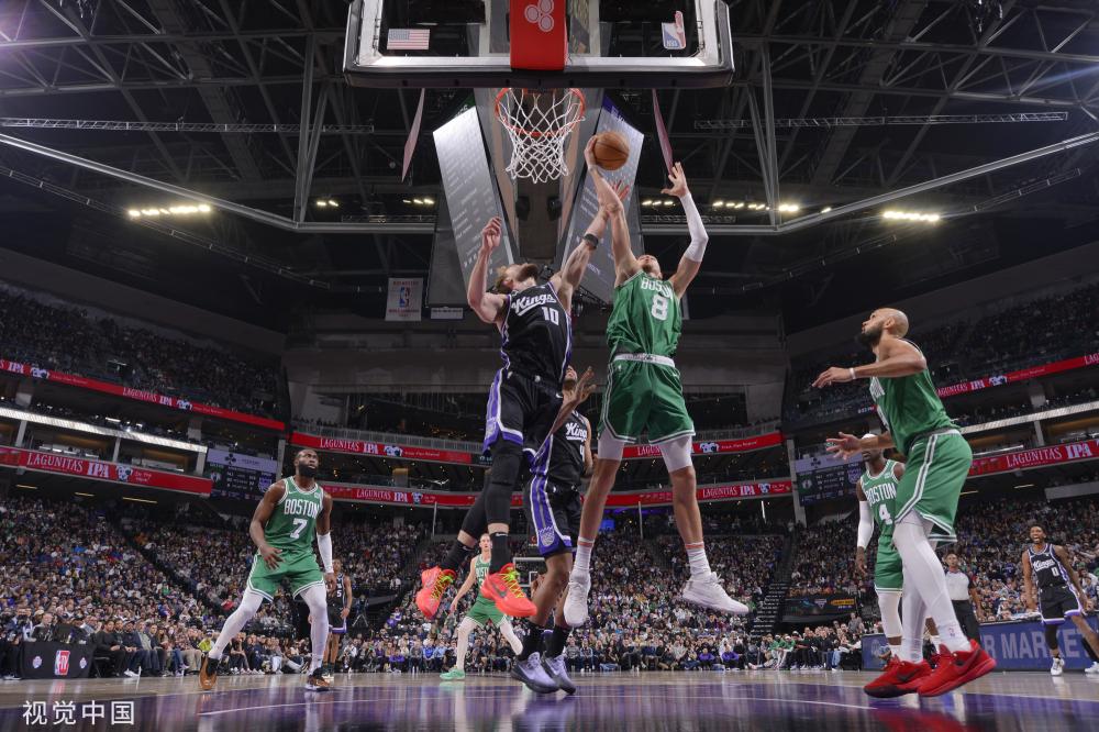 使他在场上 使他在场上